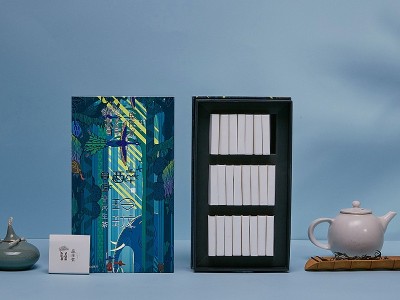濟(jì)南茶葉禮盒定制廠家是如何搭配內(nèi)托的？